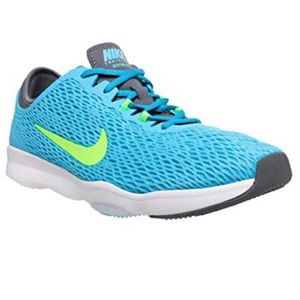 Women’s Nike Zoom Fit Sneakers